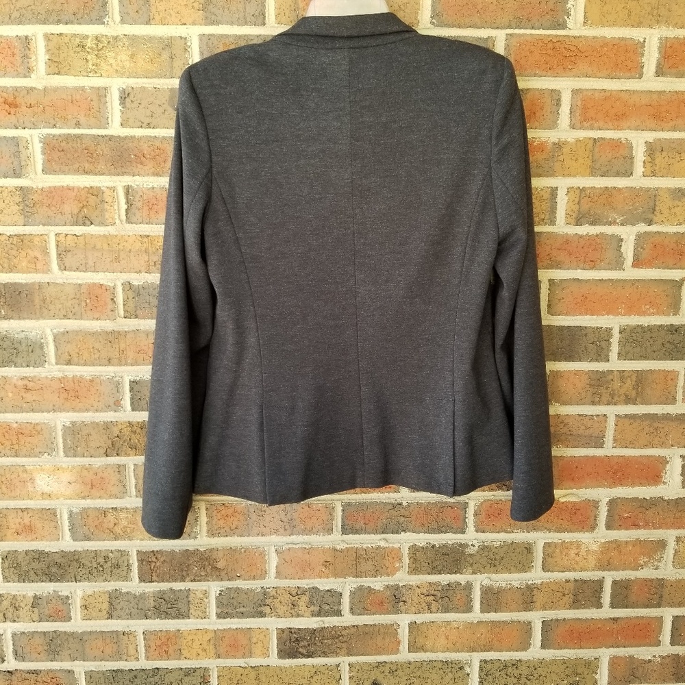 Grey Blazer Size Large - Picture 2 of 4